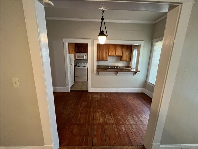 Foto del edificio - 109 S Catherine St