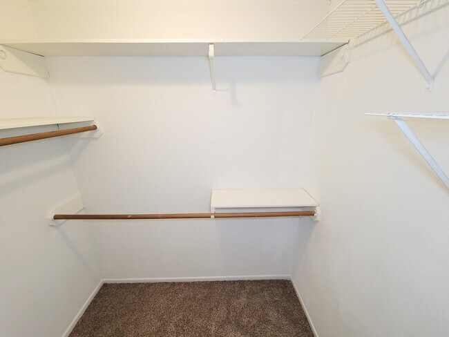 Building Photo - 2710 Quail Creek Dr