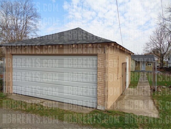 Foto del edificio - 643 Syracuse Ave 3BR/1BA (Dayton)