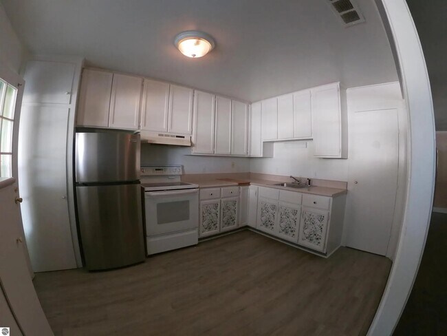 Foto del edificio - 620 E Gaylord St