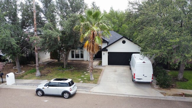 Building Photo - 2061 Don Pascual Ln
