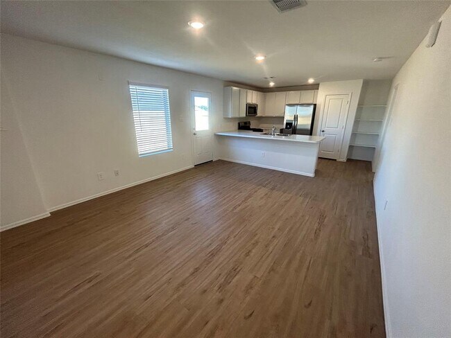 Foto del edificio - 144 Pine Bend Ct