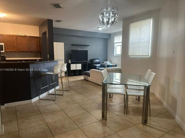 Foto del edificio - 8899 NW 107th Ct