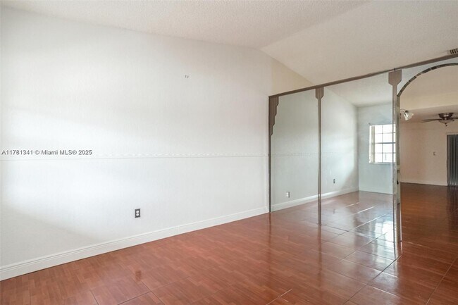 Foto del edificio - 11605 SW 147th Ter