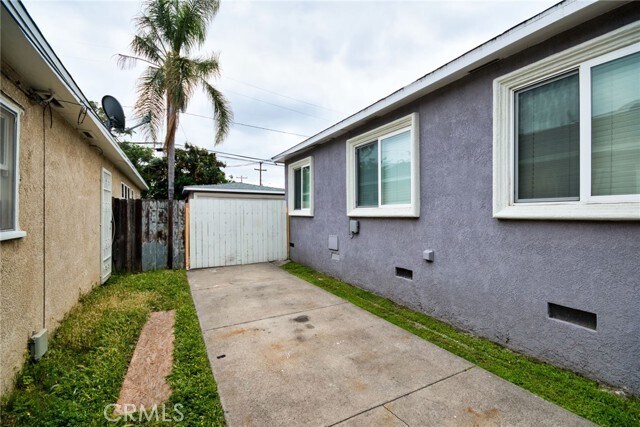 Foto del edificio - 6052 Marshall Ave