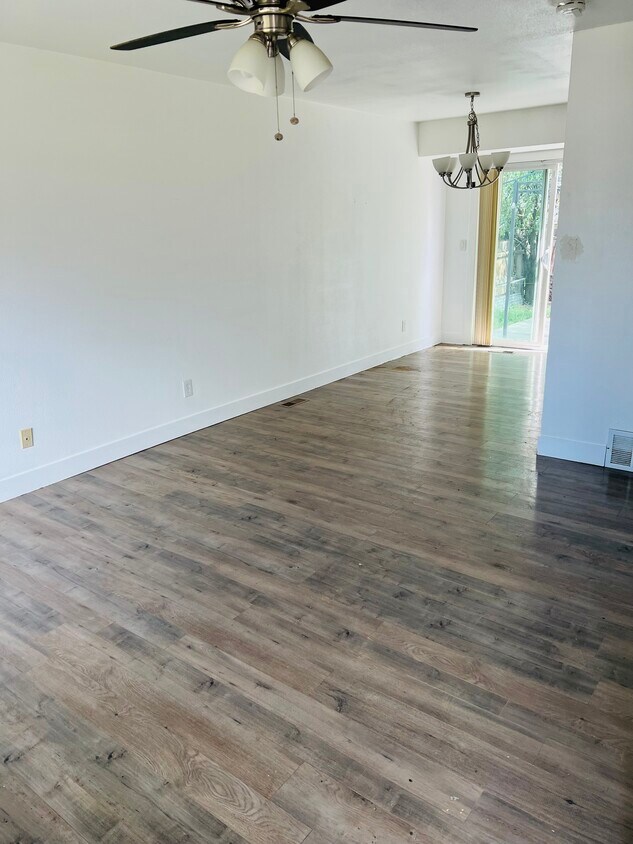 Foto principal - 2025 Broman Ct