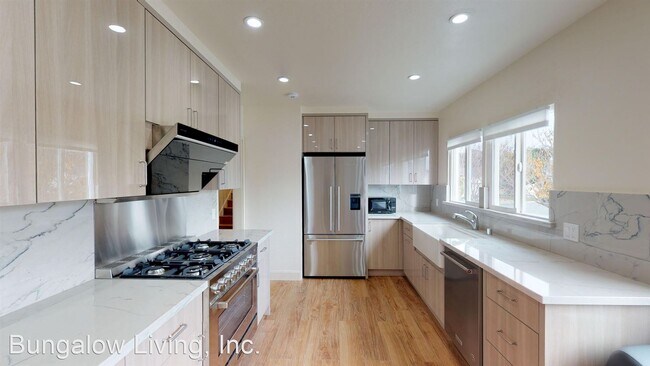 Building Photo - 1 Constanso Way