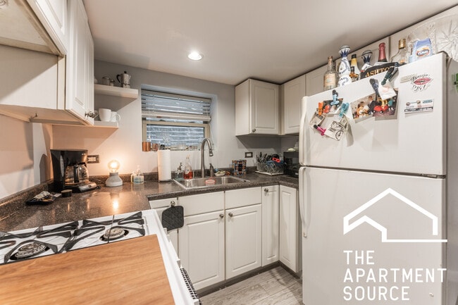 Building Photo - 2732 N Monticello Ave