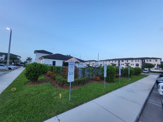 Building Photo - 15560 SW 136th St