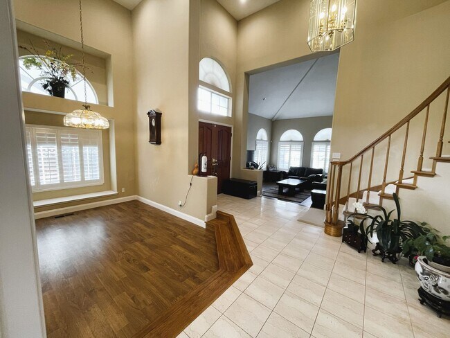 Foto del edificio - Spacious remodeled single family home in Newark