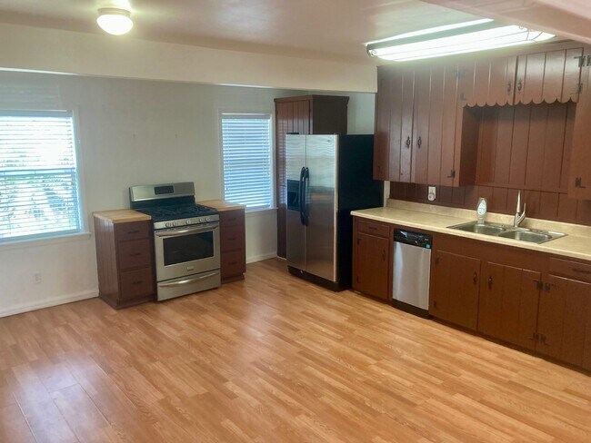 Foto del edificio - 6927 Avenue O