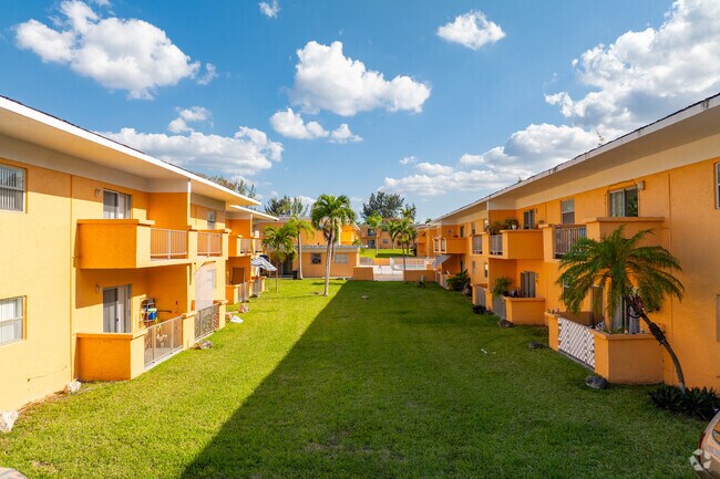 Foto del edificio - North Hill Apartments