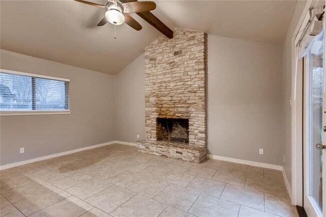 Building Photo - 2000 Brookhill Dr
