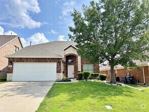 Building Photo - 5213 Birchwood Dr