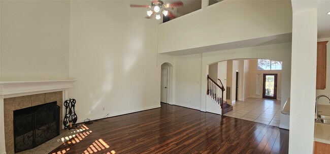 Foto del edificio - 6926 Sable River Dr