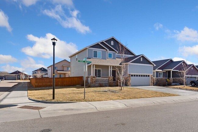 Building Photo - Lovely 3 Bedroom house to call home