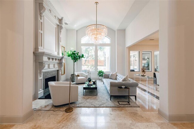 Foto del edificio - 9006 Rockbrook Dr