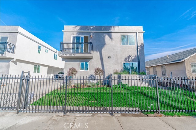 Foto del edificio - 1183 E 59th Pl