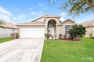 Building Photo - 2118 Deerfield Dr