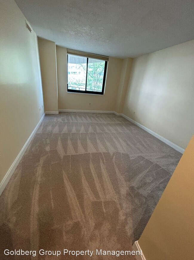 Building Photo - 1 br, 1 bath House - 4550 N Park Ave #203