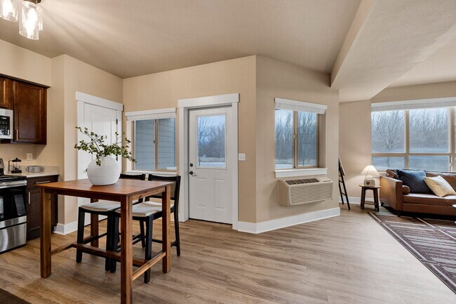 Foto del edificio - Brooklyn West Apartments