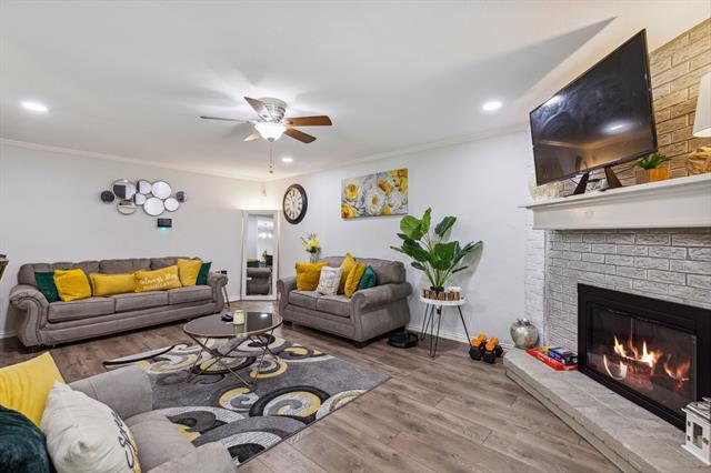Foto del edificio - 1107 Brook Hill Ln