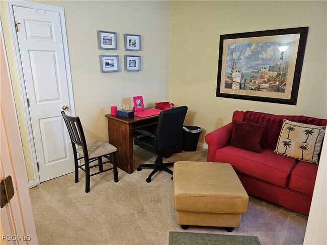 Foto del edificio - 11004 Mill Creek Way