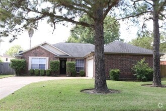 Building Photo - 10811 Burkes Garden Dr