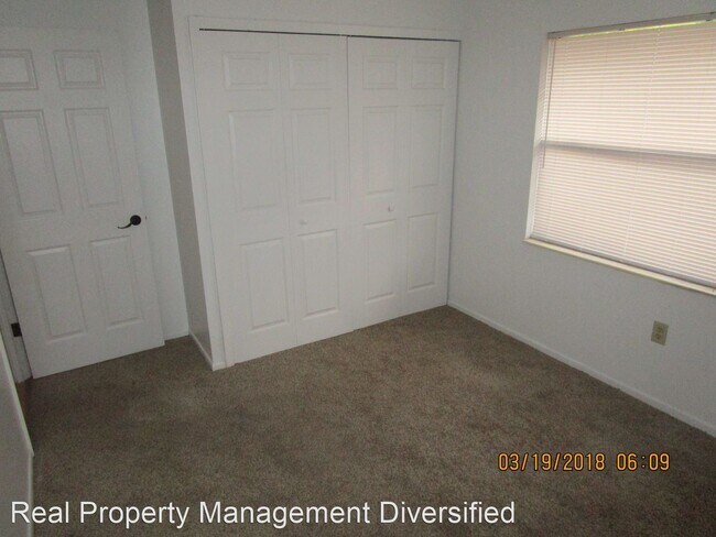 Building Photo - 1710 SW 109th Pl