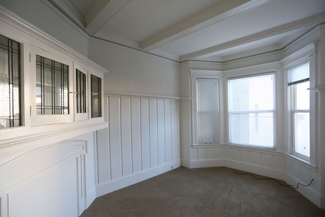 Building Photo - OPEN HOUSE: Saturday (6/28) 3:30pm-4:00pm....