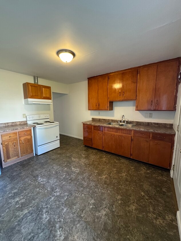 Primary Photo - 3013 Blakeley Ave