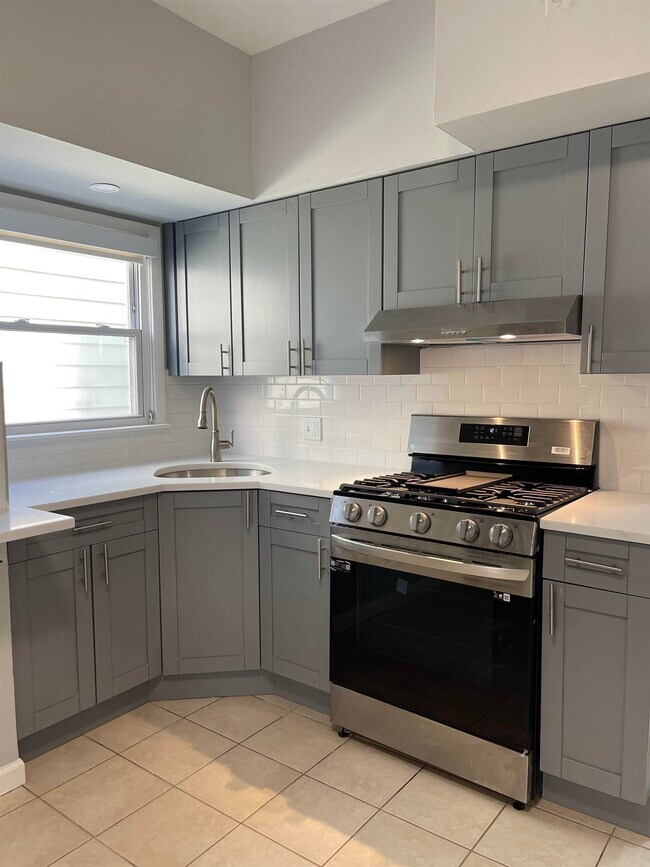 54 Mt Prospect Ave Unit 1, Belleville, NJ 07109 Room for Rent in