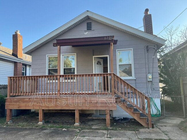 Building Photo - 6221 Fyler Ave
