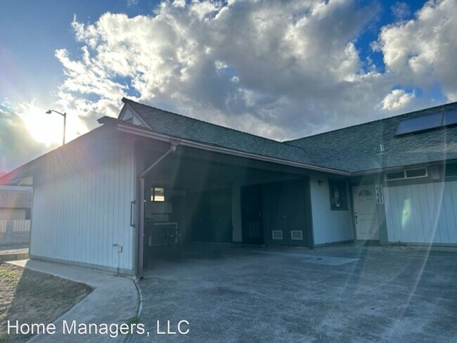Building Photo - 3 br, 2.5 bath House - 666 Kaulu Pl