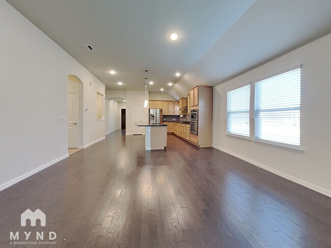 Foto del edificio - 4916 Meadow Falls Dr