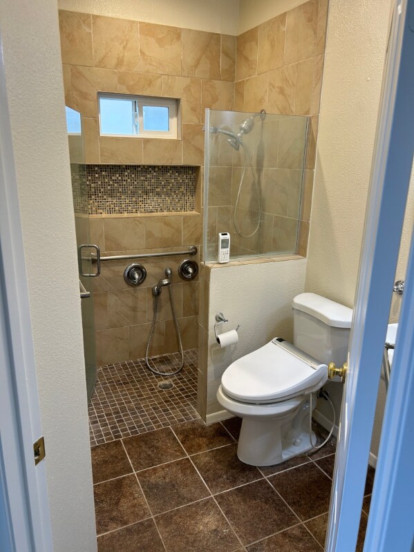Building Photo - 22 Sorbonne St
