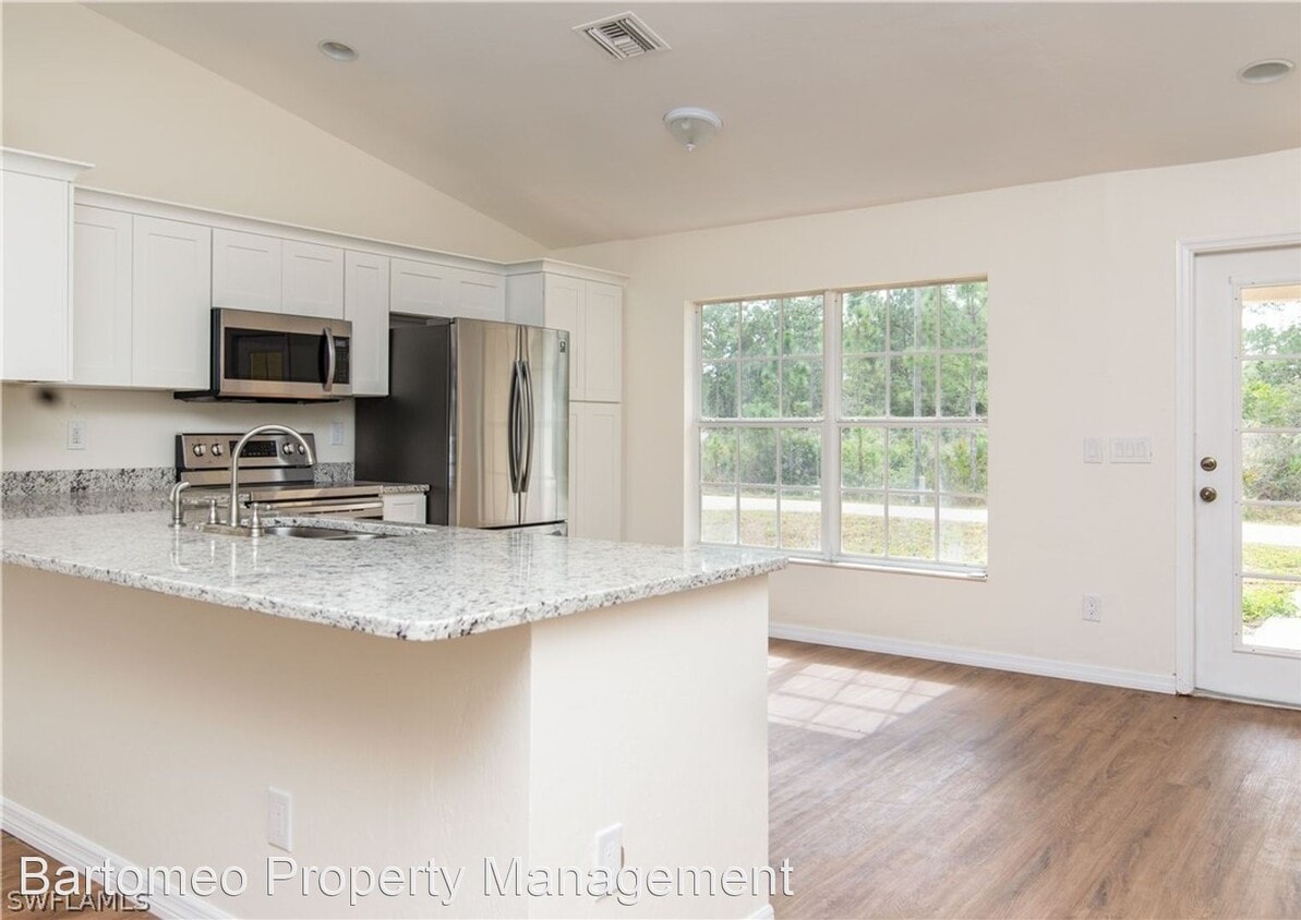 3 br, 2 bath House 3206 36TH ST W House for Rent in Lehigh Acres, FL