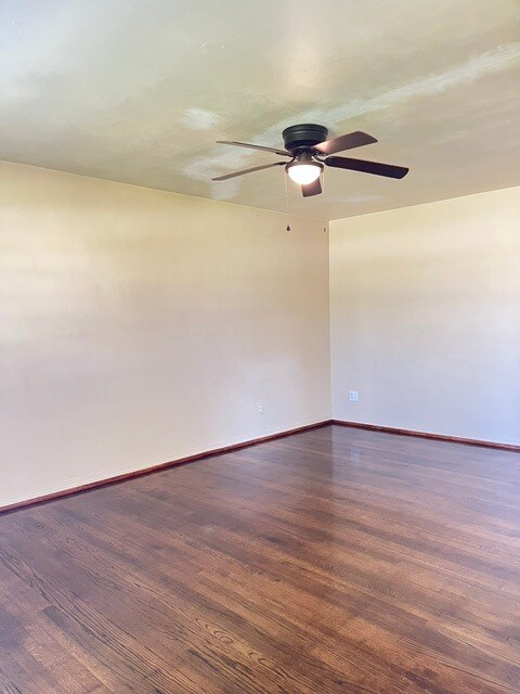Foto del edificio - 1007 N Alabama Ave