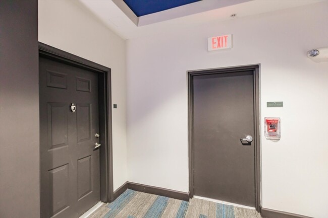 Interior Photo - Aviah Flagler Village