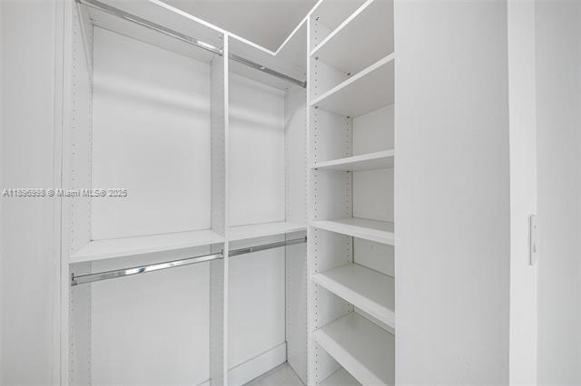 Foto del edificio - 360 CONDO