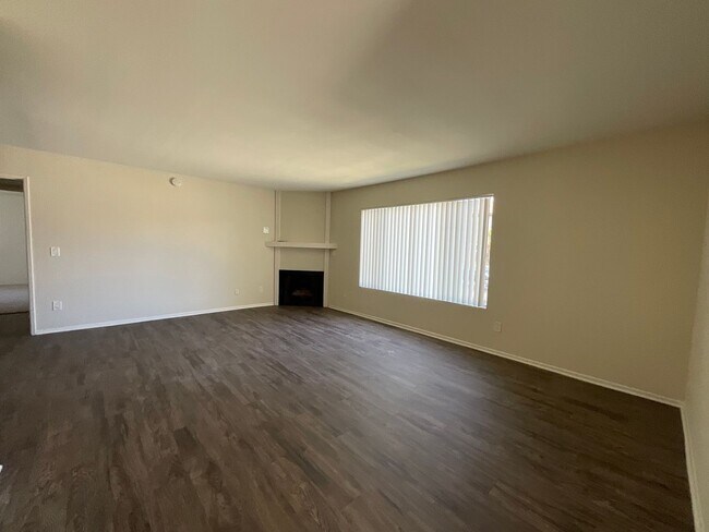 Foto del edificio - Lynn16841