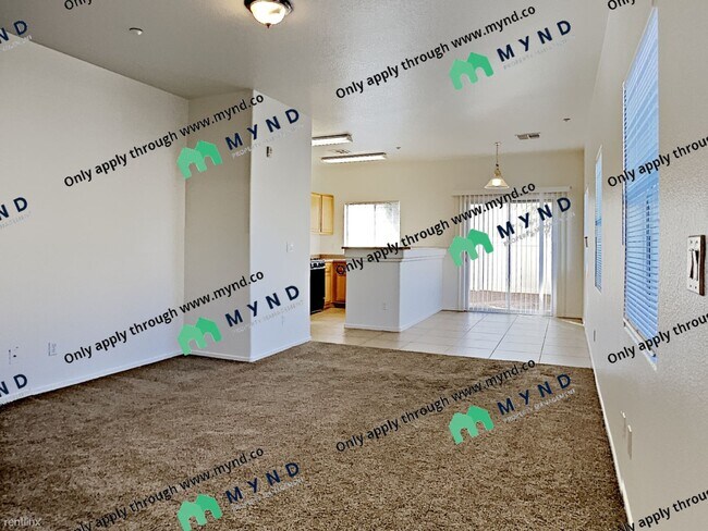 Building Photo - 3065 Gary Cooper St