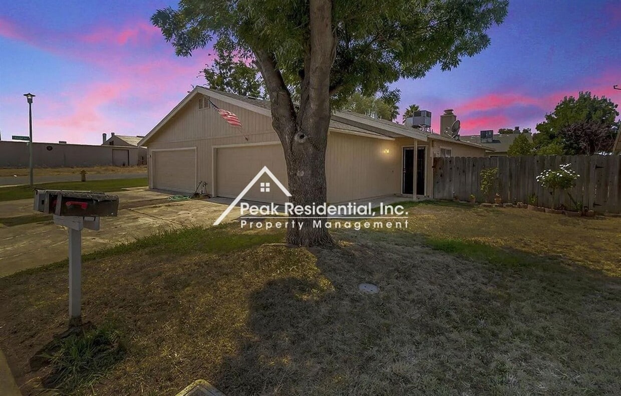 Primary Photo - 2 br, 2 bath House - 552 Ron Wy