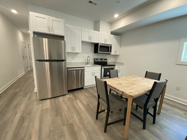 Foto del edificio - 317 N 41st St
