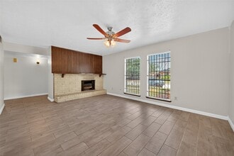 Building Photo - 5711 Hopetown Dr