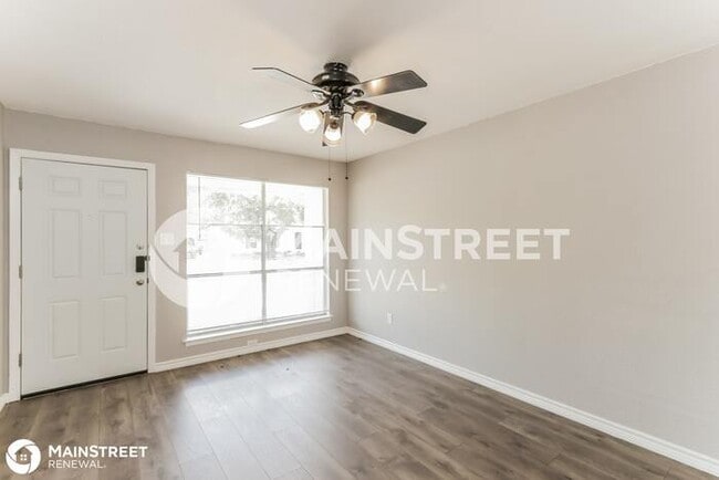 Building Photo - 224 Woodgrove St