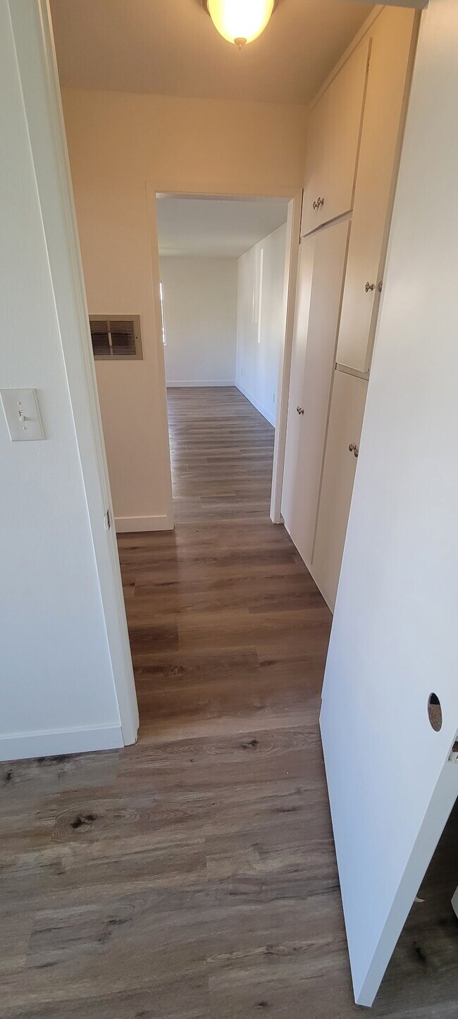 Foto del edificio - 5330 Driftwood St