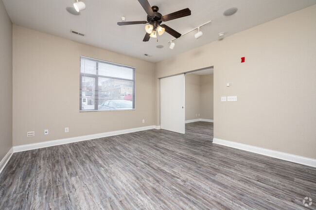 1BR, 1BA - 600SF - Living Room - 9 North Apartments