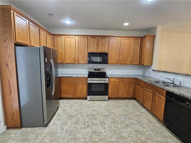 Building Photo - 3071 Cedar Glade Ln