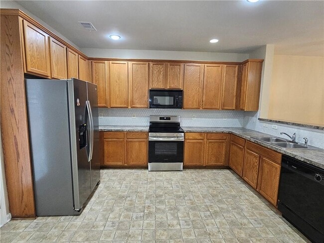 Foto del edificio - 3071 Cedar Glade Ln